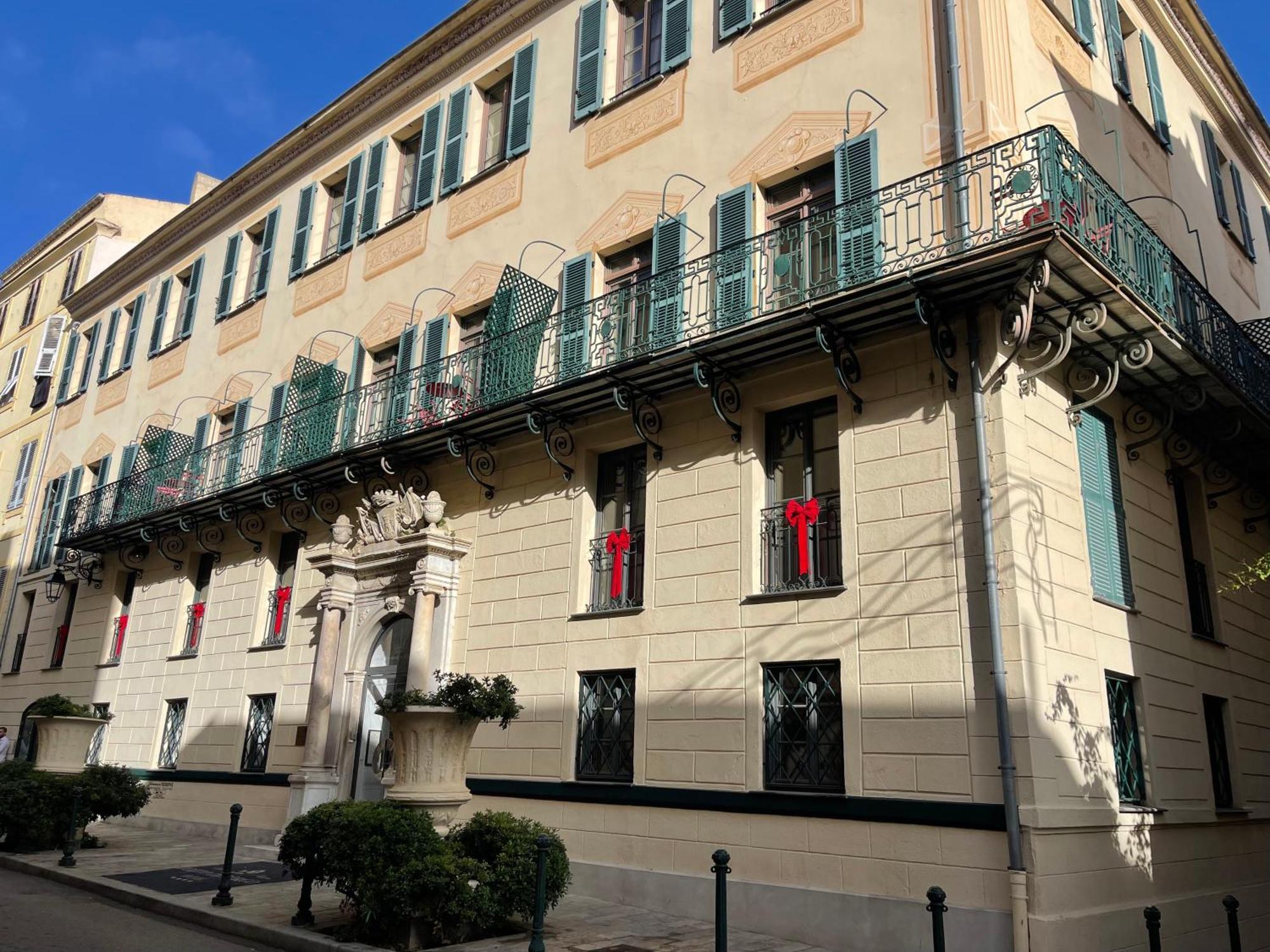 Hotel Pozzo Di Borgo Ajaccio  Kültér fotó